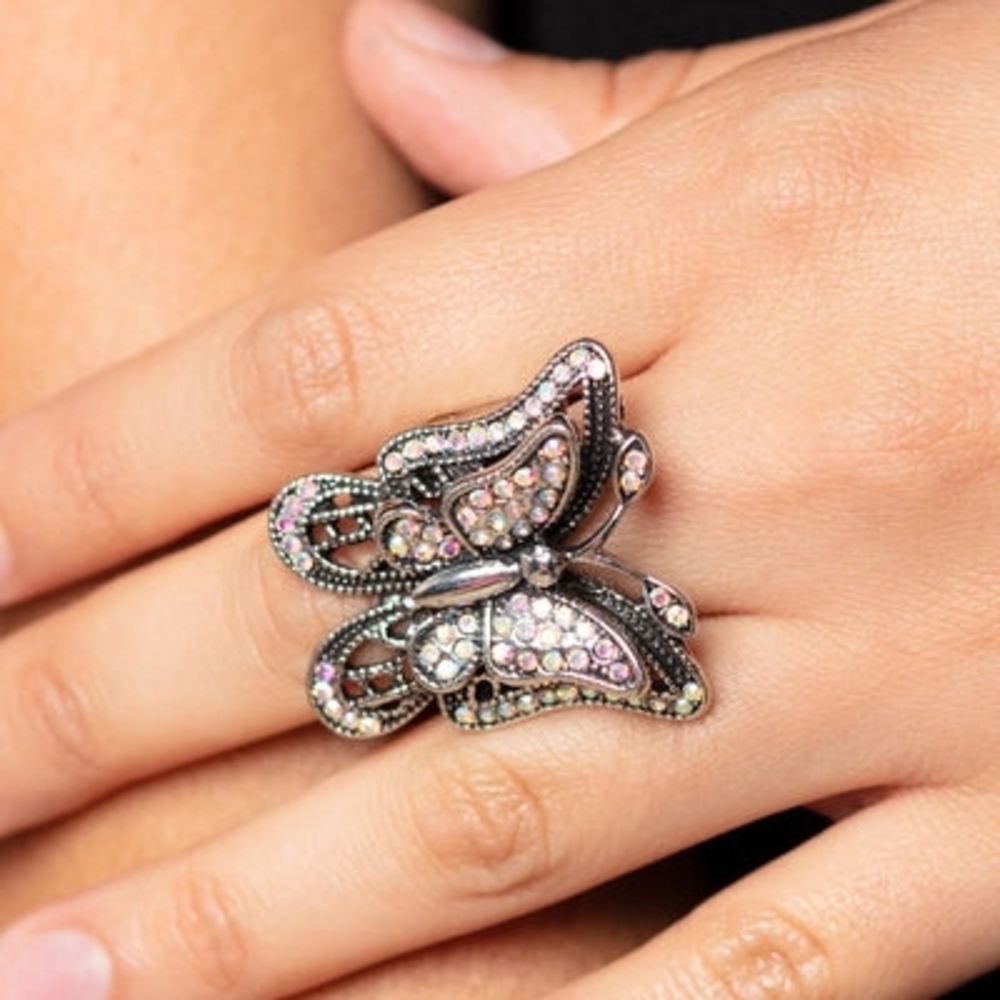 Elegant Silver Butterfly Ring